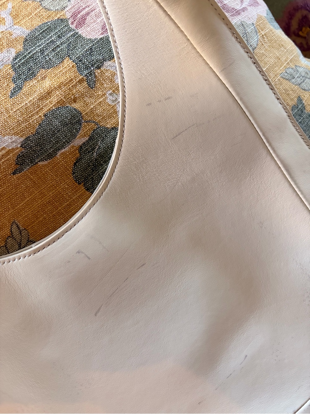 Aesther Ekme midi hobo Minimalist Shoulder Bag in ivory - Picture 3 of 7